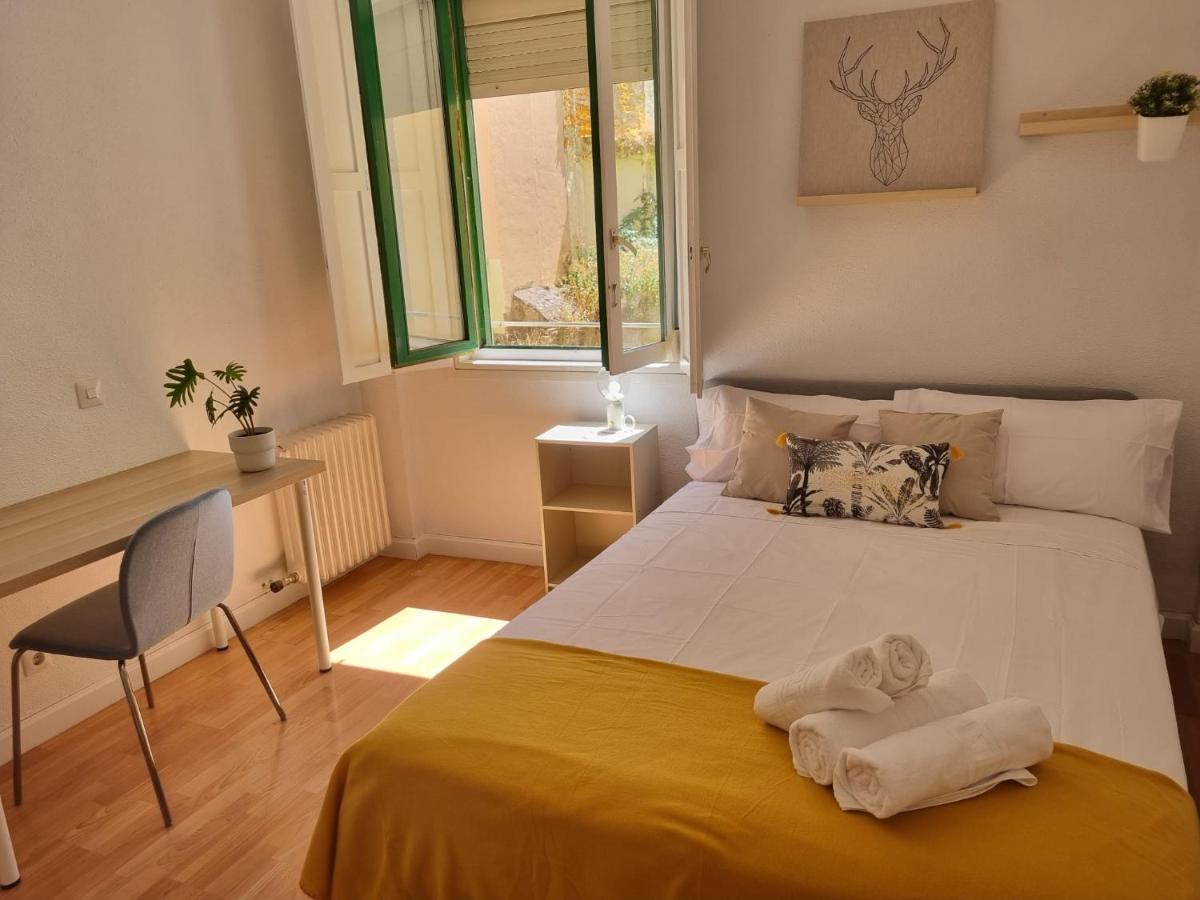 Un Rincon Con Vistas Al Parque Wifi Junto A Catedral By Apartamentos Logroño Zewnętrze zdjęcie